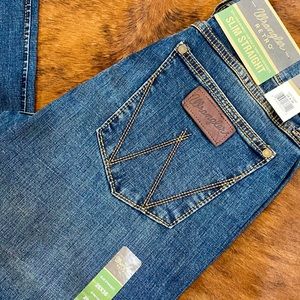 NWT Wrangler Men's Retro Slim Straight Leg Jean - Sz. 29x36